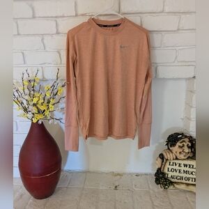 Nike Dri-FIT Peach Top